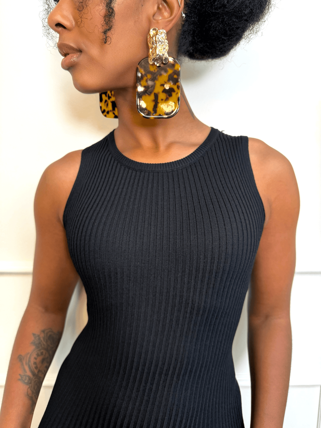 The Hem Dress – Buy Now at Uneak Boutique